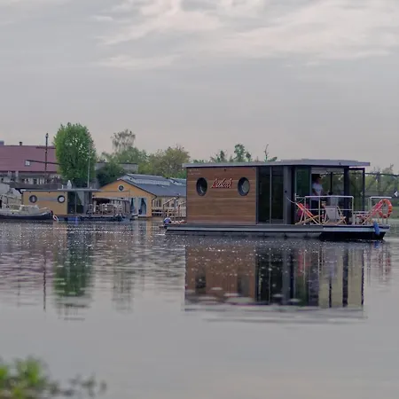 Botel Houseboats - Apartament Plywajacy W Marinie